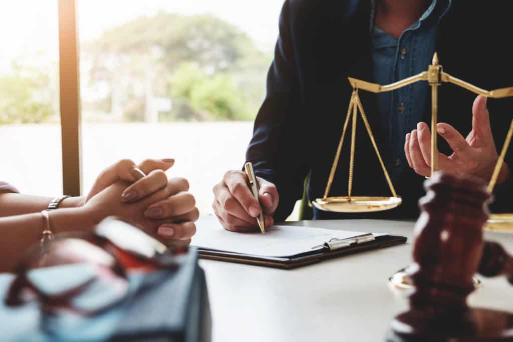 Court Applications vs. Mediation: A Less Stressful Path with EH Mediation Consett
